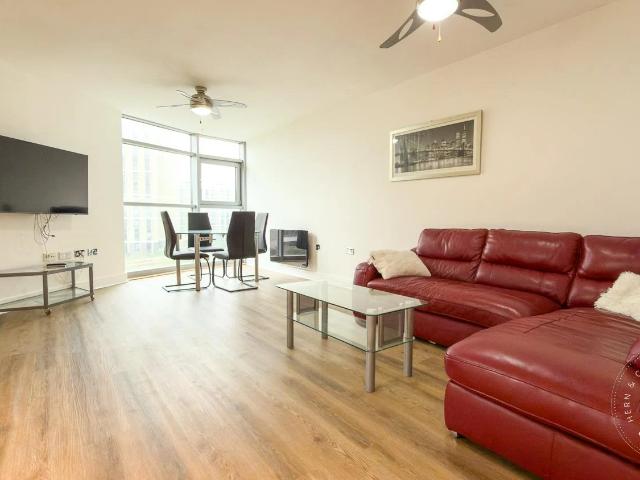 Apartment for rent in Falcon Lodge, Wales