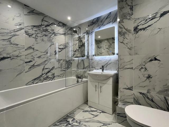 Apartment for rent in Lansdowne, Springbourne