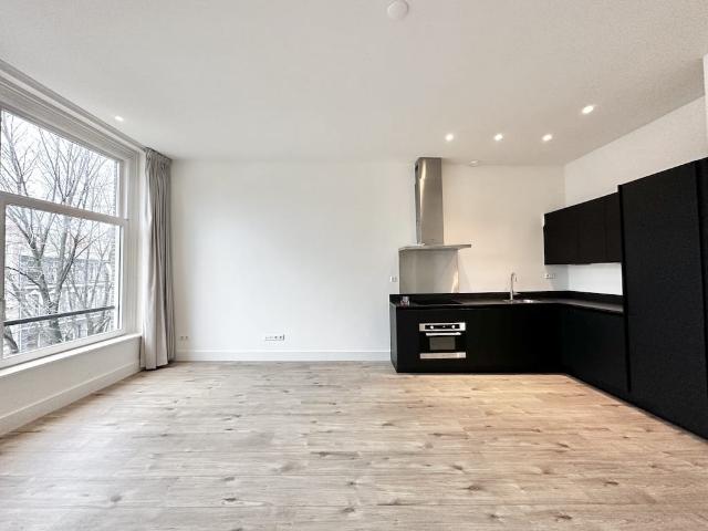 Appartement te huur in Zuid, Amsterdam
