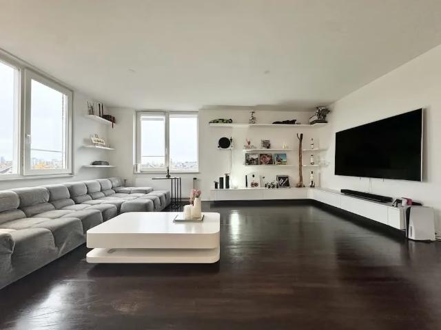 Appartement te huur in Zuid, Amsterdam