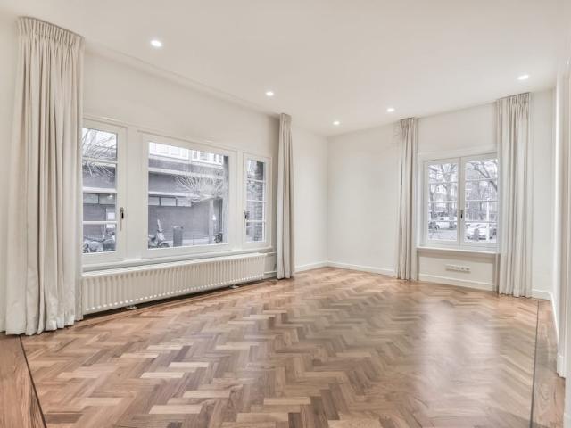 Appartement te huur in Zuid, Amsterdam