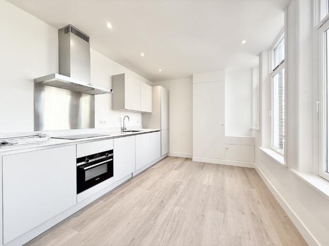 Appartement te huur in Zuid, Amsterdam