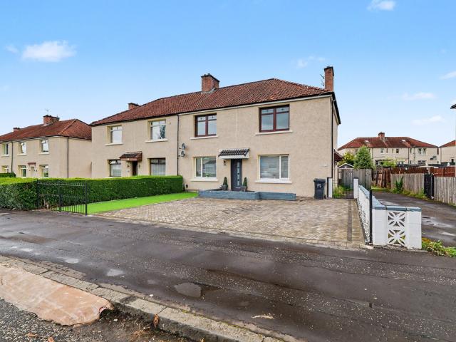 Apartment for rent in Shettleston, Scotland