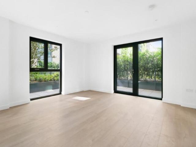 Apartment for rent in Woodberry Down, Stamford Hill
