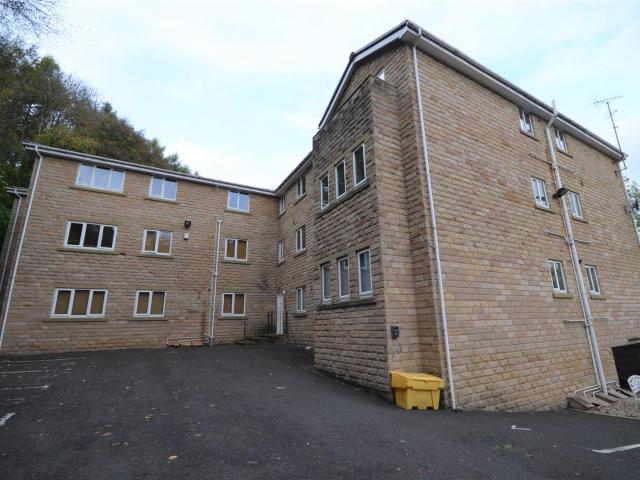 Apartment for rent in Huddersfield, West Yorkshire