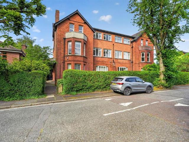 Apartment for rent in Balmoral, Northern Ireland
