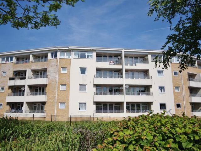 Apartment for rent in Whiteley, Hampshire