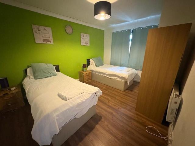 Apartment for rent in London Borough of Hounslow, Greater London
