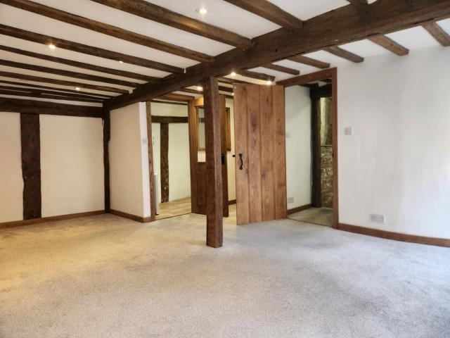 Apartment for rent in Repton Manor, Bridgefield