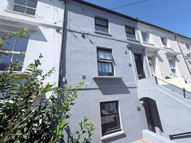 Apartment for rent in Upperton, Eastbourne