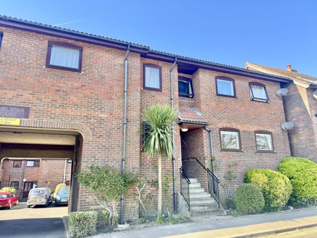 Apartment for rent in Milford-on-Sea, Ashurst Bridge