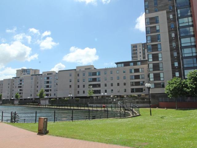 Apartment for rent in Cardiff Bay, Falcon Lodge