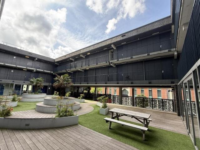 Appartement te huur in Burgwallen-Nieuwe Zijde, Amsterdam