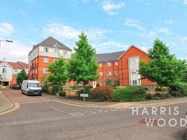 Apartment for rent in Mile End, Fordham Heath