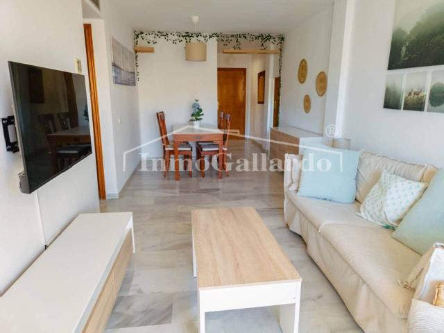 Apartamento en alquiler en Torre de Benagalbón, La Axarquía