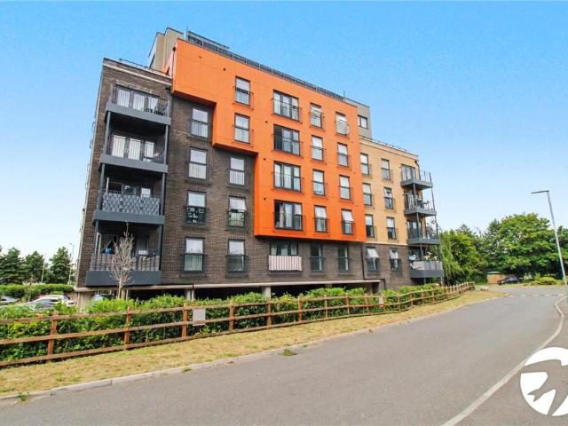 Apartment for rent in Worcester Park Estate, Monks Orchard