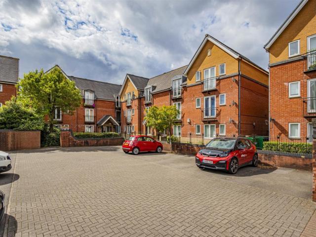 Apartment for rent in Cardiff City Centre, Cardiff