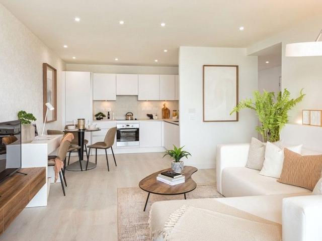 Apartment for rent in London Borough of Hounslow, Greater London