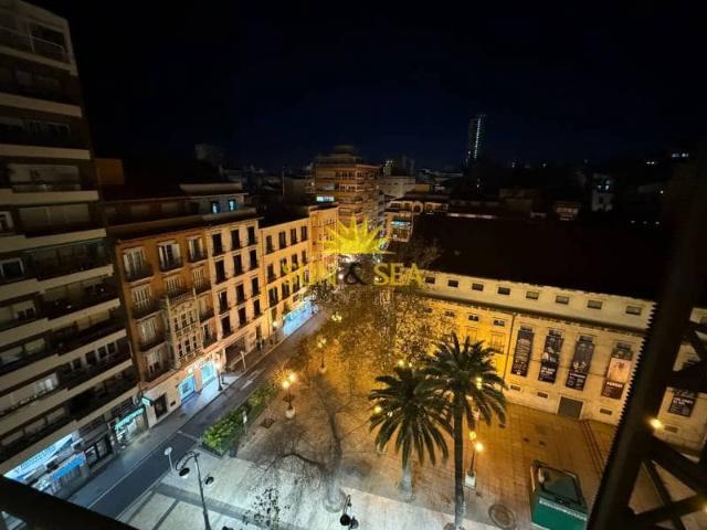 Apartamento en alquiler en Casco Antiguo - Santa Cruz - Ayuntamiento, l'Alacantí
