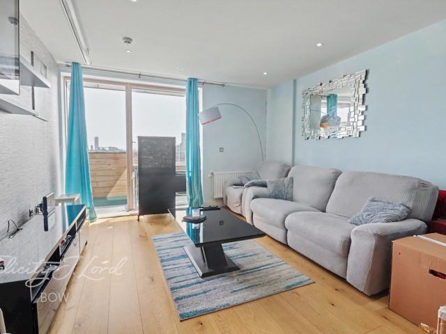 Apartment for rent in Bromley-by-Bow, Poplar Grove