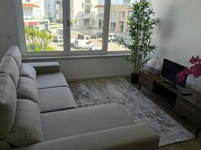 Apartamento alugar em Batalha, Leiria