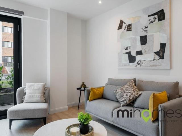 Apartment for rent in Slough
