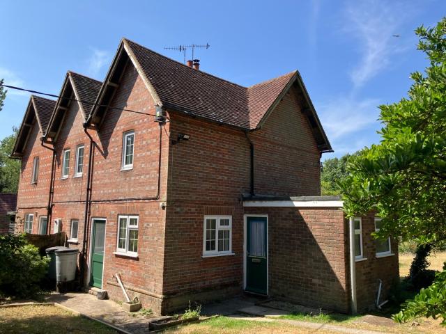 Apartment for rent in Heathlands, East Sussex