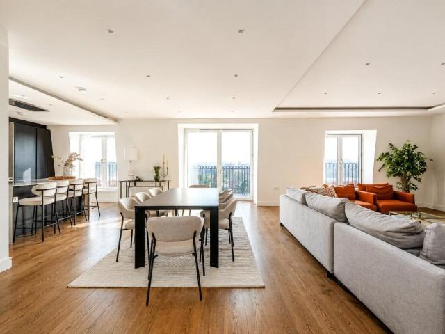 Apartment for rent in Kensington, Greater London