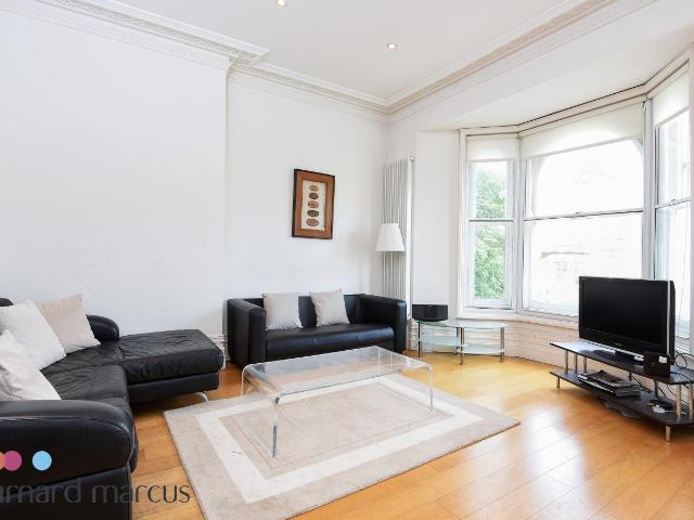 Apartment for rent in Stockwell, Greater London