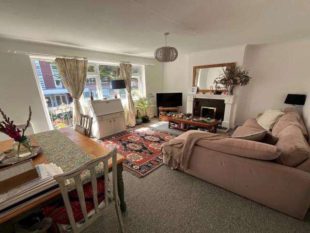 Apartment for rent in Lansdowne, Springbourne