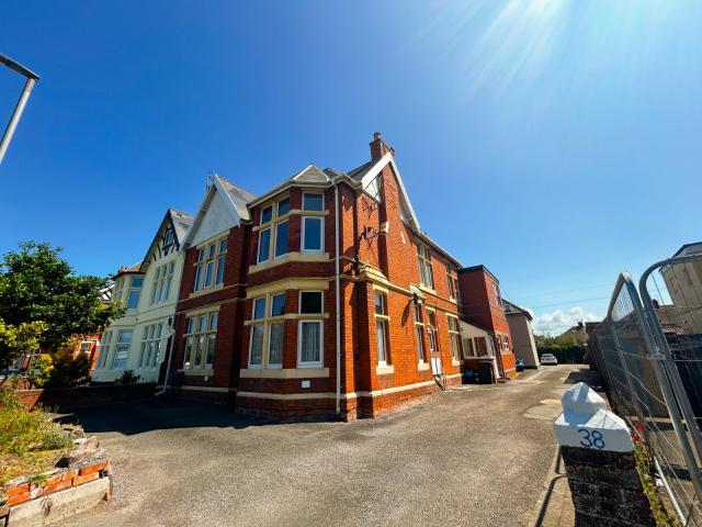 Apartment for rent in Burnham-on-Sea and Highbridge, Burnham-on-sea
