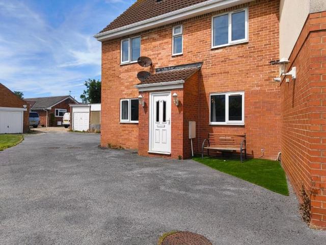 Apartment for rent in Burnham-on-Sea and Highbridge, Burnham-on-sea