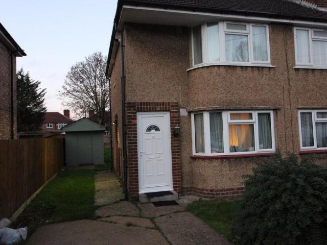 Apartment for rent in Yeading, Greater London