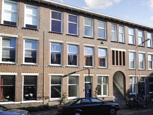 Appartement te huur in Bomenbuurt, Zuid Holland