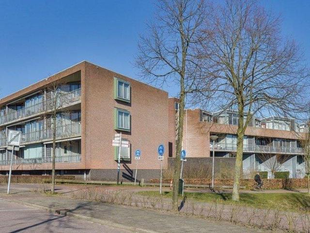 Appartement te huur in Duivendrecht, Noord Holland