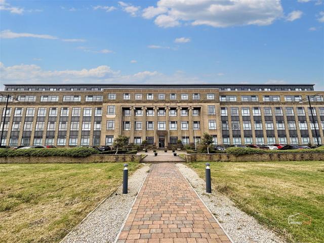 Apartment for rent in Cottingley, West Yorkshire
