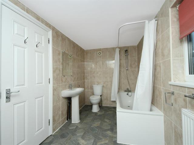 Apartment for rent in London Borough of Ealing, Greater London