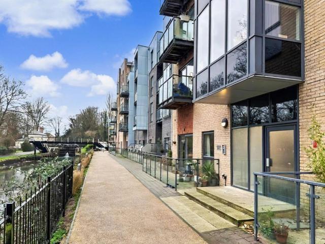 Apartment for rent in Pouchen End, Isle Of Man