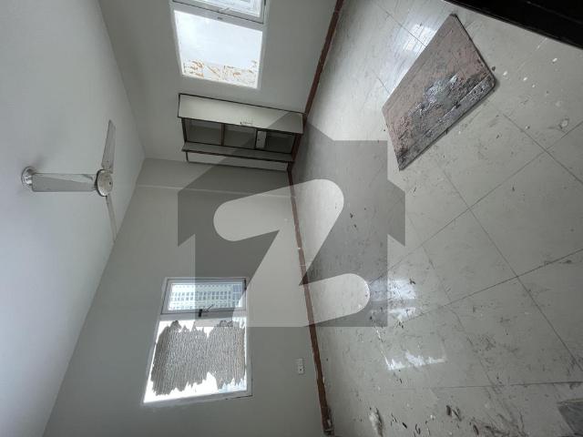 Apartment for rent in Clifton, North Waziristan