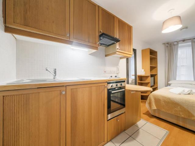 Apartment for rent in Somers Town, Greater London
