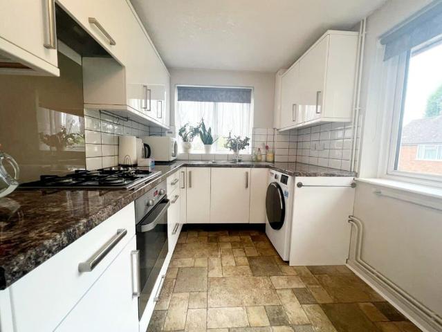 Apartment for rent in London Borough of Ealing, Greater London