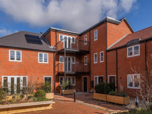 Apartment for rent in Berrick Salome, Oxfordshire