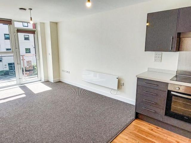 Apartment for rent in Ordsall, Salford