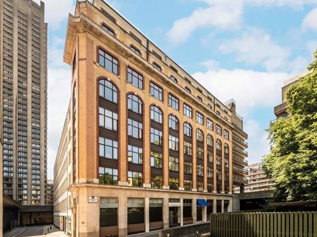 Apartment for rent in Lyons, Greater London
