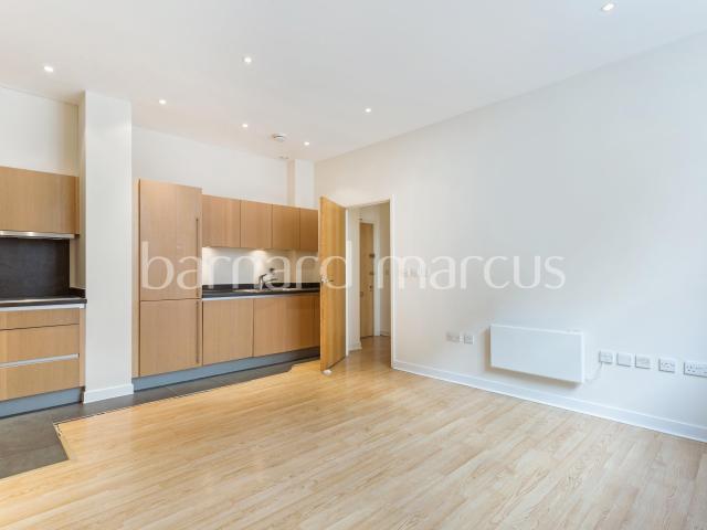 Apartment for rent in London Borough of Ealing, Greater London