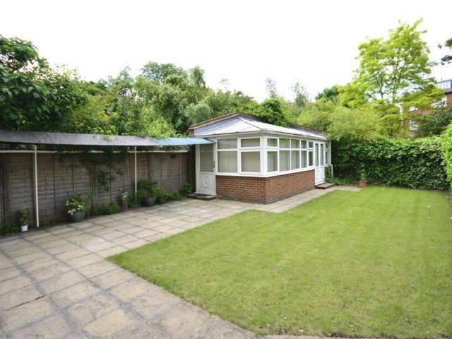 Apartment for rent in Belsize Park, Cat Hill