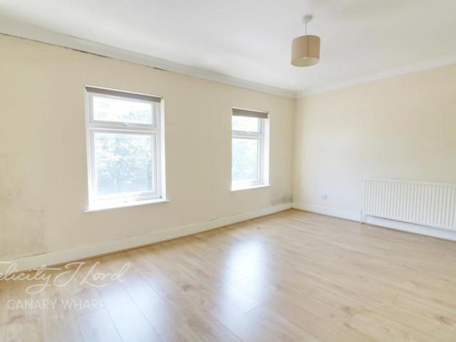 Apartment for rent in Limehouse, Greater London