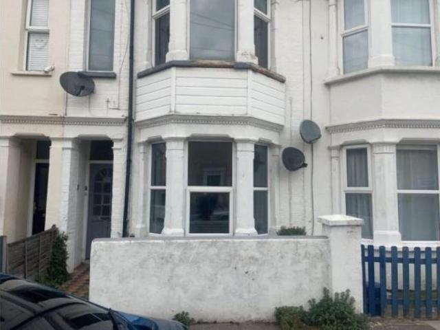 Apartment for rent in Kursaal Estate, Alton Barnes