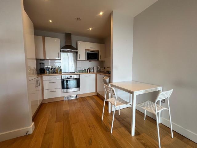 Apartment for rent in Falcon Lodge, Wales