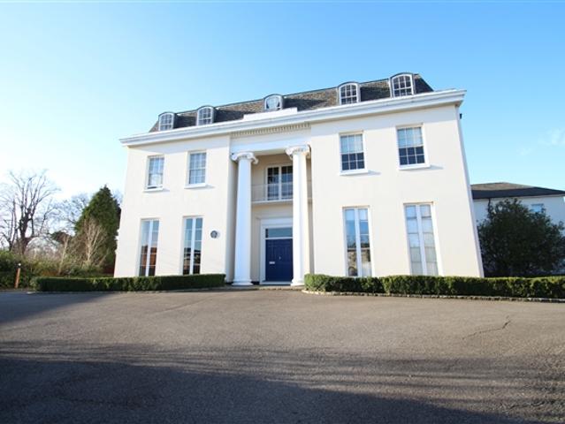 Apartment for rent in Maypole, Monks Orchard